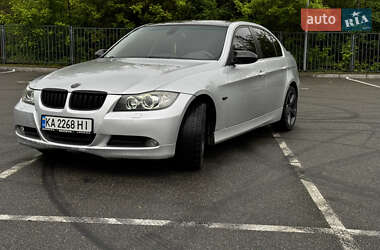 Седан BMW 3 Series 2005 в Києві