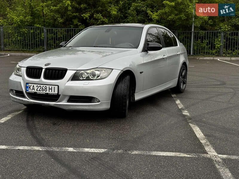 Седан BMW 3 Series 2005 в 