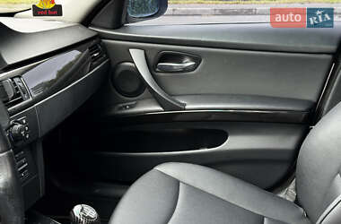 Седан BMW 3 Series 2005 в 