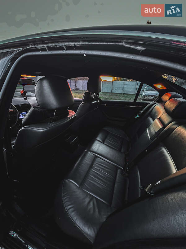 Седан BMW 3 Series 2004 в Глобине фото 28 Седан BMW 3 Series 2004 в Глобине