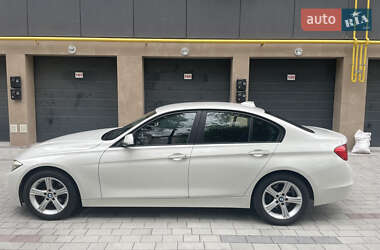 Седан BMW 3 Series 2015 в Тернополі