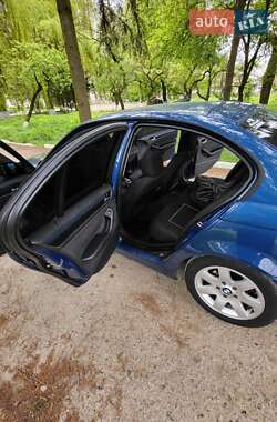 Седан BMW 3 Series 2003 в 