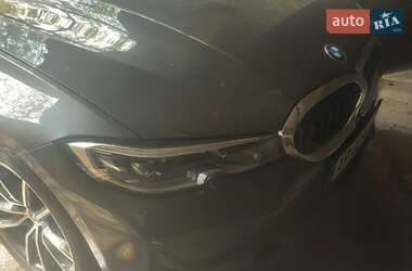 Седан BMW 3 Series 2021 в 