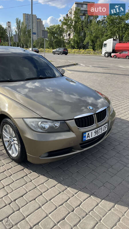 Седан BMW 3 Series 2006 в Києві