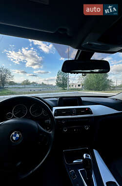 Седан BMW 3 Series 2012 в 