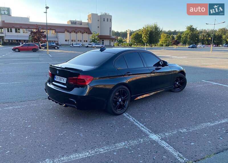 Седан BMW 3 Series 2015 в Львове