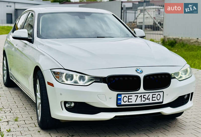 Седан BMW 3 Series 2013 в Черновцах