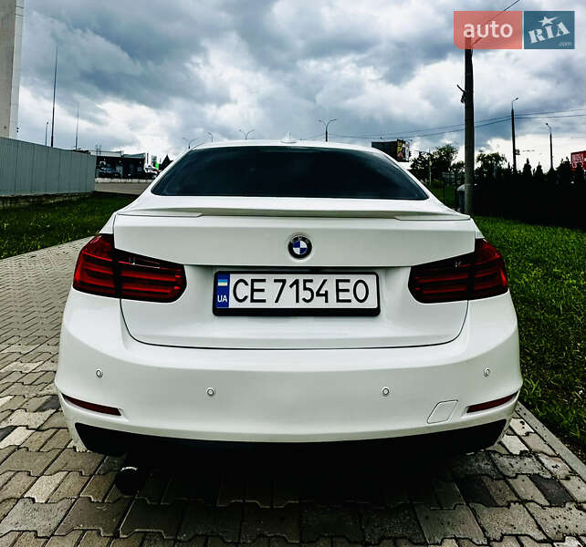 Седан BMW 3 Series 2013 в Черновцах