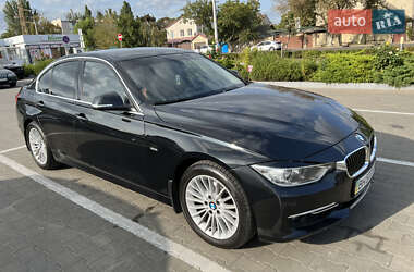Седан BMW 3 Series 2013 в 