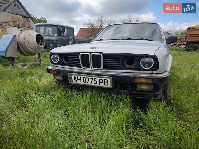 Купе BMW 3 Series 1988 в 