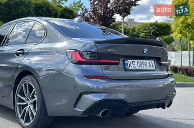 Седан BMW 3 Series 2019 в 
