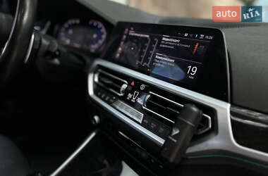 Седан BMW 3 Series 2019 в 