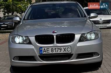 Седан BMW 3 Series 2005 в 