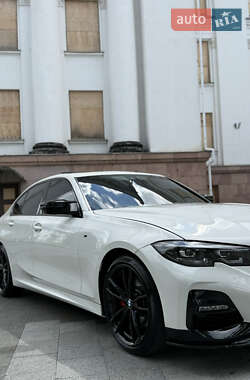 Седан BMW 3 Series 2019 в 