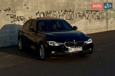 Седан BMW 3 Series 2015 в Львові