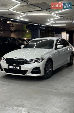 Седан BMW 3 Series 2022 в 
