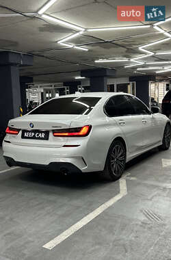 Седан BMW 3 Series 2022 в 
