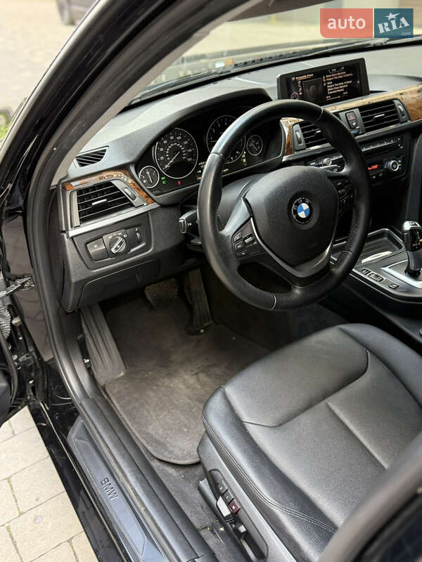 Седан BMW 3 Series 2013 в Ивано-Франковске