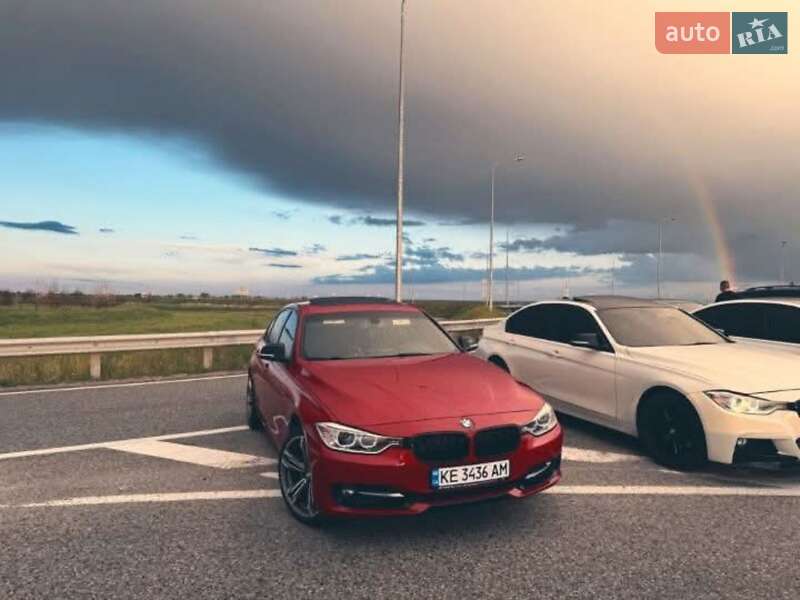 Седан BMW 3 Series 2015 в Кам'янському