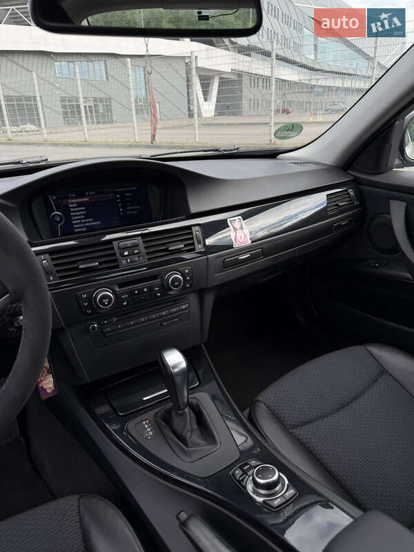 Седан BMW 3 Series 2010 в Львове фото 25 Седан BMW 3 Series 2010 в Львове