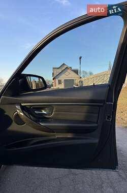 Седан BMW 3 Series 2012 в 