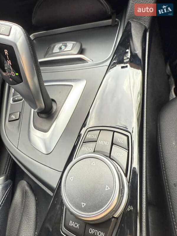Седан BMW 3 Series 2016 в Чернигове