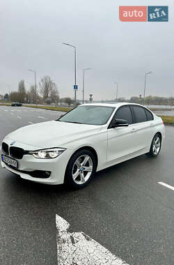 Седан BMW 3 Series 2014 в Виннице