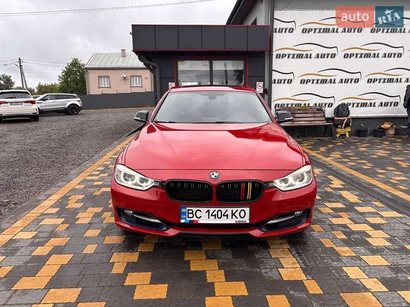 Седан BMW 3 Series 2012 в Львові