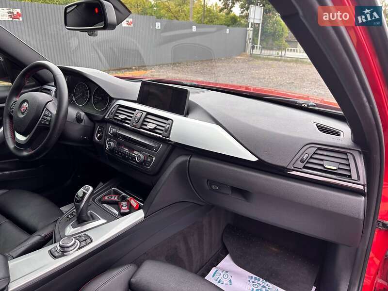 Седан BMW 3 Series 2012 в Львові