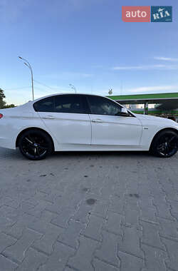 Седан BMW 3 Series 2012 в 