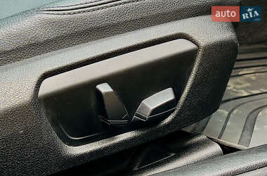 Седан BMW 3 Series 2013 в 