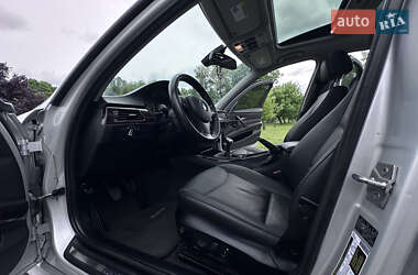 Седан BMW 3 Series 2010 в 