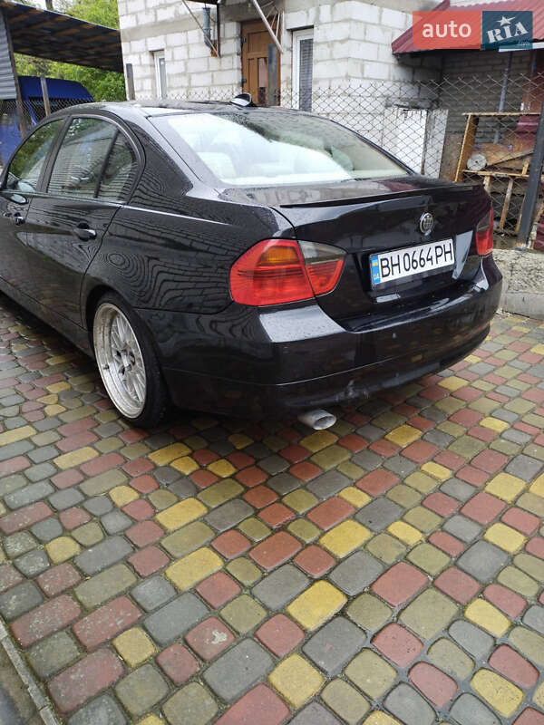 Седан BMW 3 Series 2006 в Луцке