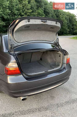 Седан BMW 3 Series 2006 в 