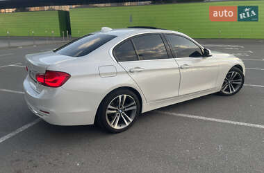 Седан BMW 3 Series 2015 в 