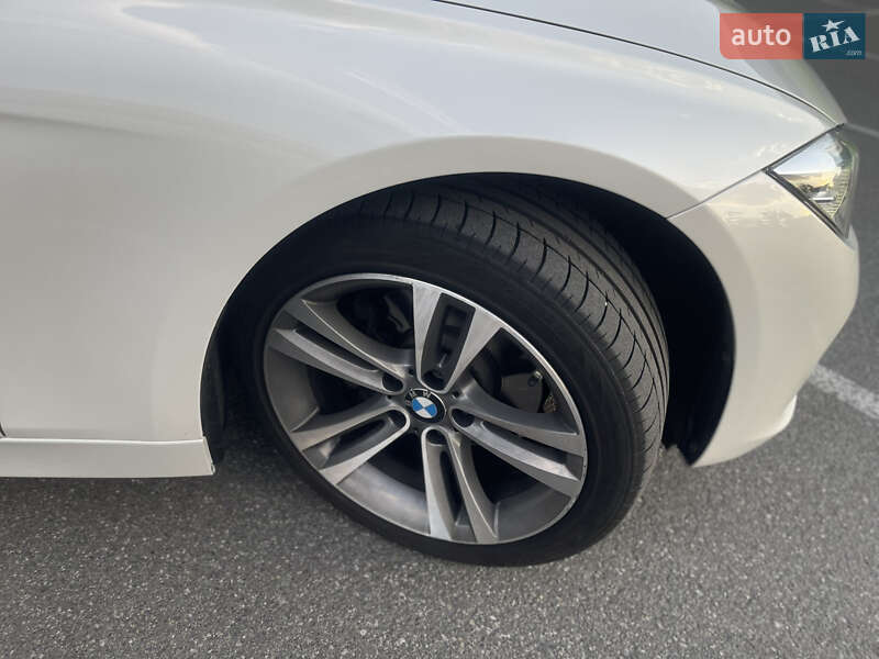 Седан BMW 3 Series 2015 в Києві фото 30 Седан BMW 3 Series 2015 в Києві