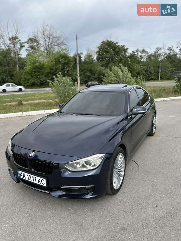 BMW 3 Series 2012