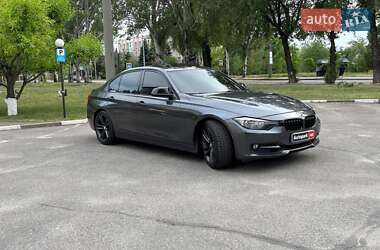 Седан BMW 3 Series 2012 в 