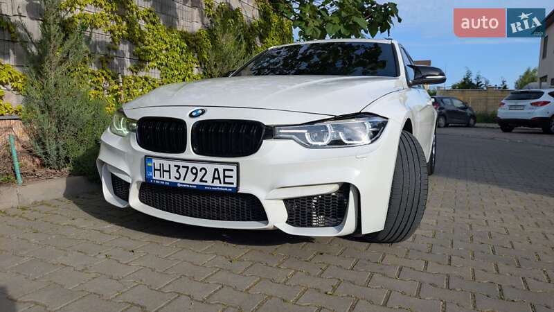 Седан BMW 3 Series 2017 в Одессе