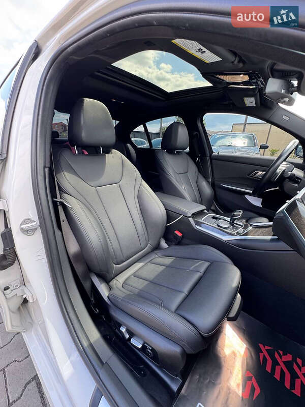 Седан BMW 3 Series 2019 в Виннице