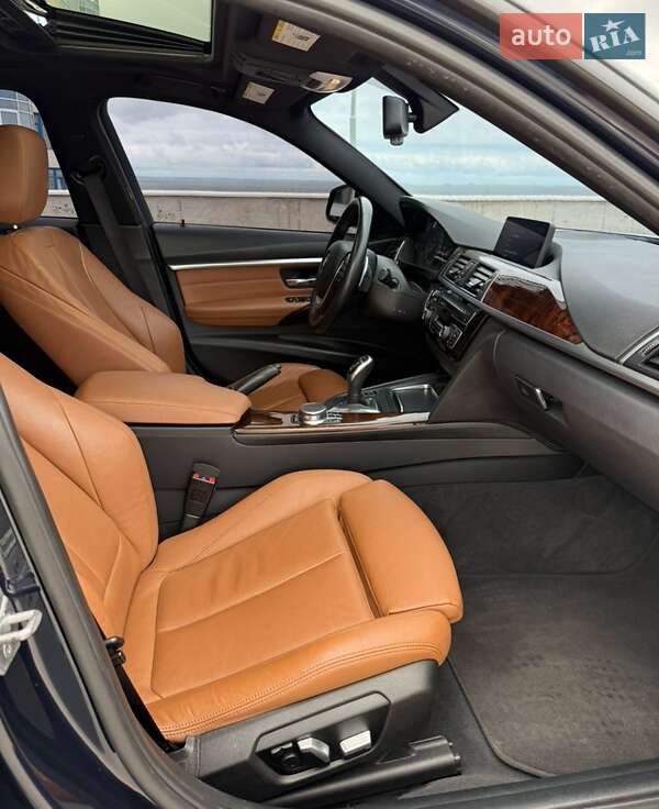 Седан BMW 3 Series 2017 в Одессе