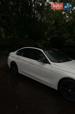 Седан BMW 3 Series 2016 в Львове