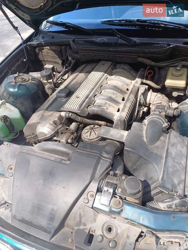 Універсал BMW 3 Series 1994 в Запоріжжі