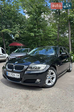Універсал BMW 3 Series 2009 в Києві