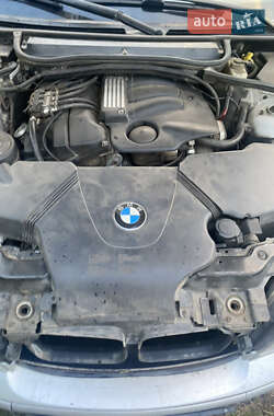 Седан BMW 3 Series 2003 в Краматорске