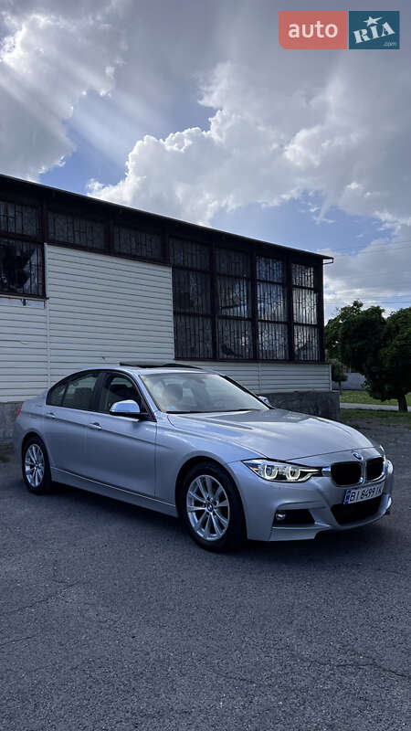 Седан BMW 3 Series 2017 в Полтаві