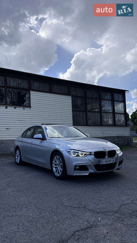 Седан BMW 3 Series 2017 в Полтаві