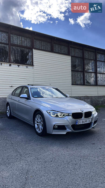 Седан BMW 3 Series 2017 в Полтаві