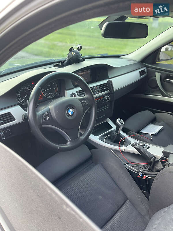 Универсал BMW 3 Series 2009 в Хмельницком