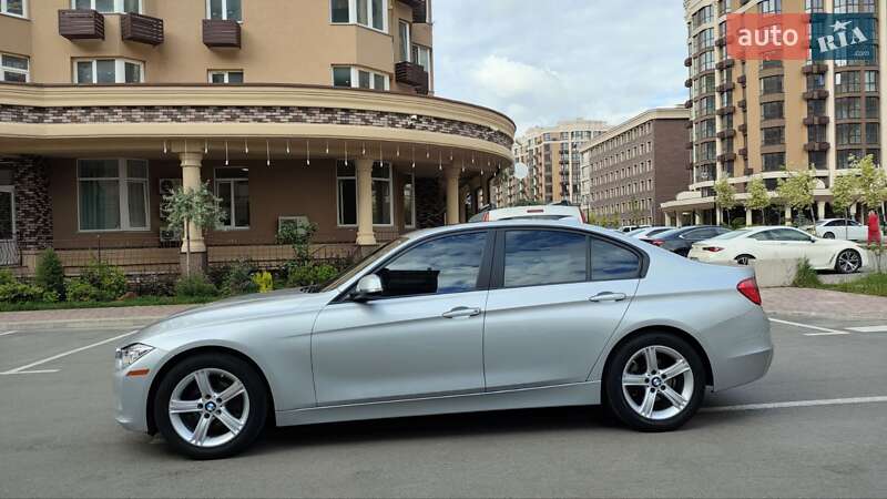Седан BMW 3 Series 2014 в Киеве